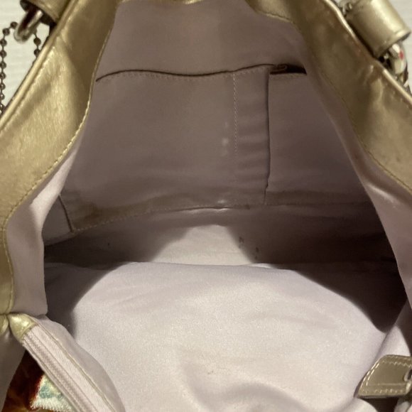 Coach F18751 Soho East West Ivory & Gold  Shoulder Hand Bag Purse Buckle Charm - Picture 14 of 16